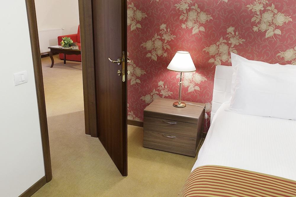 Hotel Boutique Belvedere Sinaia Exterior photo