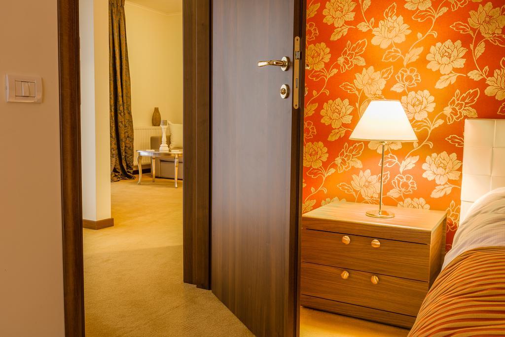 Hotel Boutique Belvedere Sinaia Exterior photo