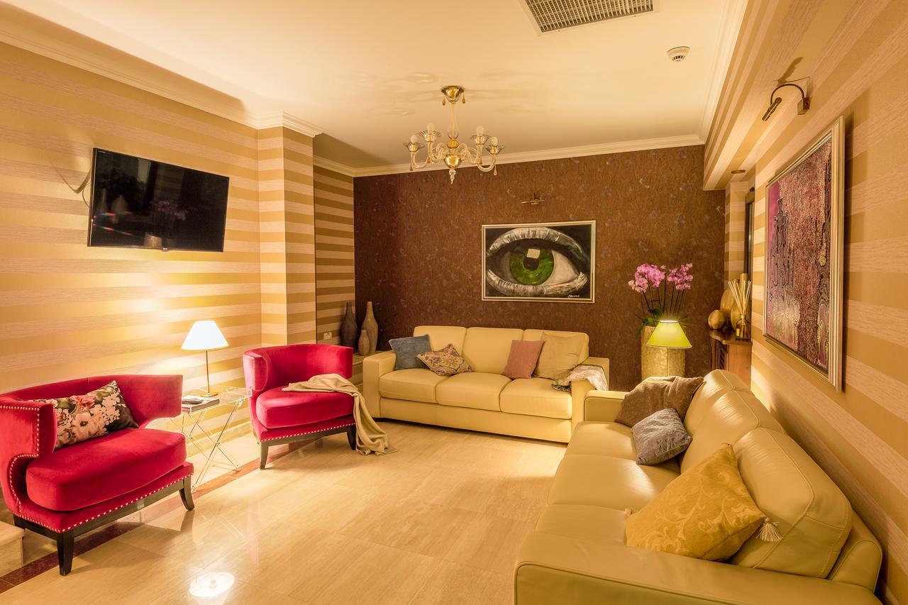 Hotel Boutique Belvedere Sinaia Exterior photo