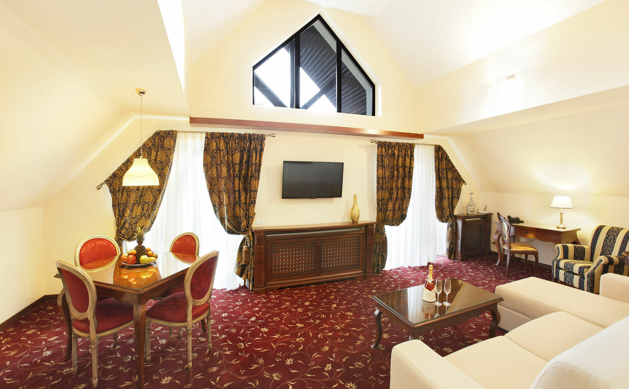 Hotel Boutique Belvedere Sinaia Exterior photo